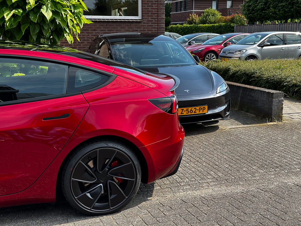 4x de Tesla Model 3 4x de Tesla Model 3