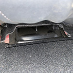 Oplossing voor rollende dingetjes in je Tesla vloer